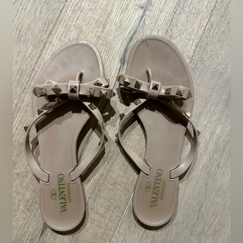 Valentino rockstars flipslops